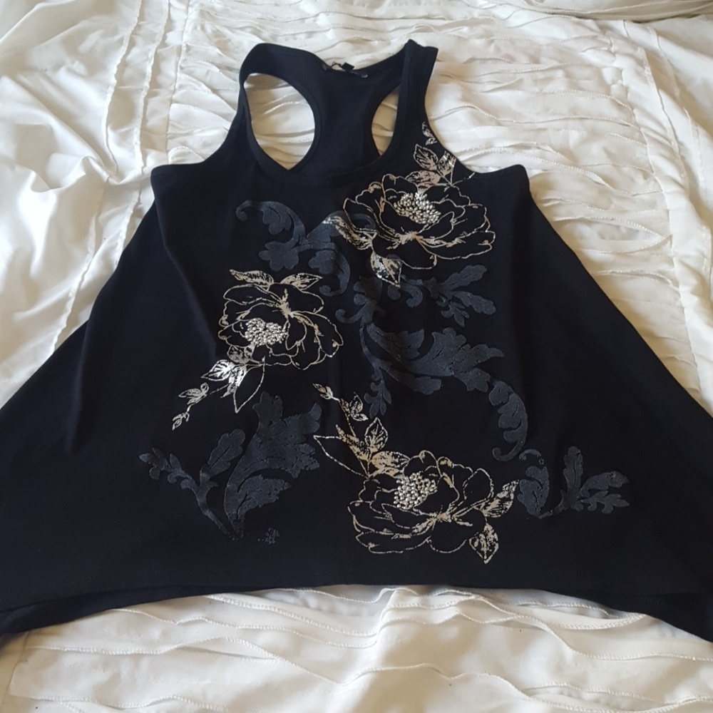 Black express sleeveless top
